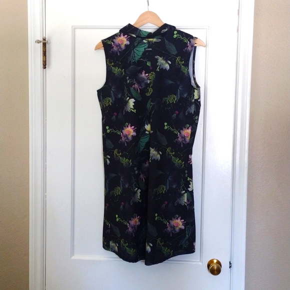 Oiselle Dress - Picture 4 of 4